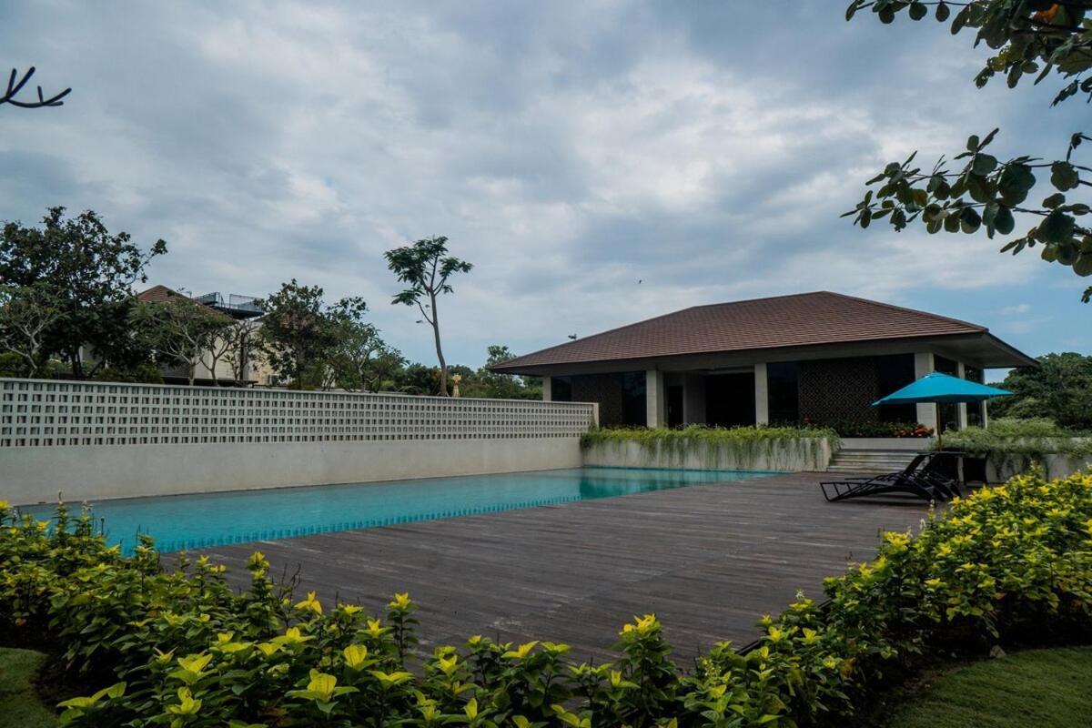 Sadana I22 Ciputra Beach Resort Near Tanah Lot Табанан Экстерьер фото